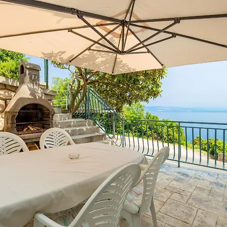 Mit Terrasse By Interhome Apartment Mošćenička Draga