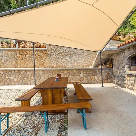 Mit Terrasse By Interhome *