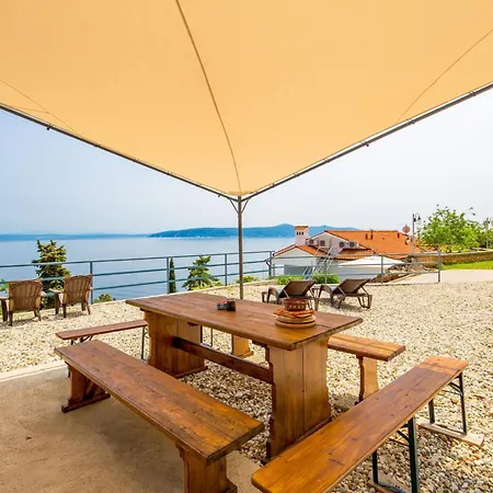 Mit Terrasse By Interhome Mošćenička Draga