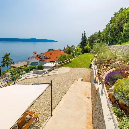 Apartment Mit Terrasse By Interhome Mošćenička Draga